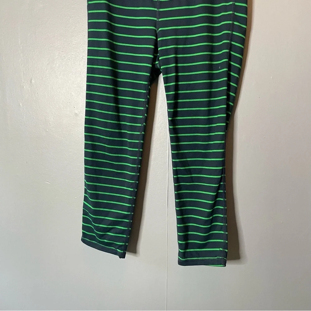 Athleta navy blue and green stripe cropped leggings size small